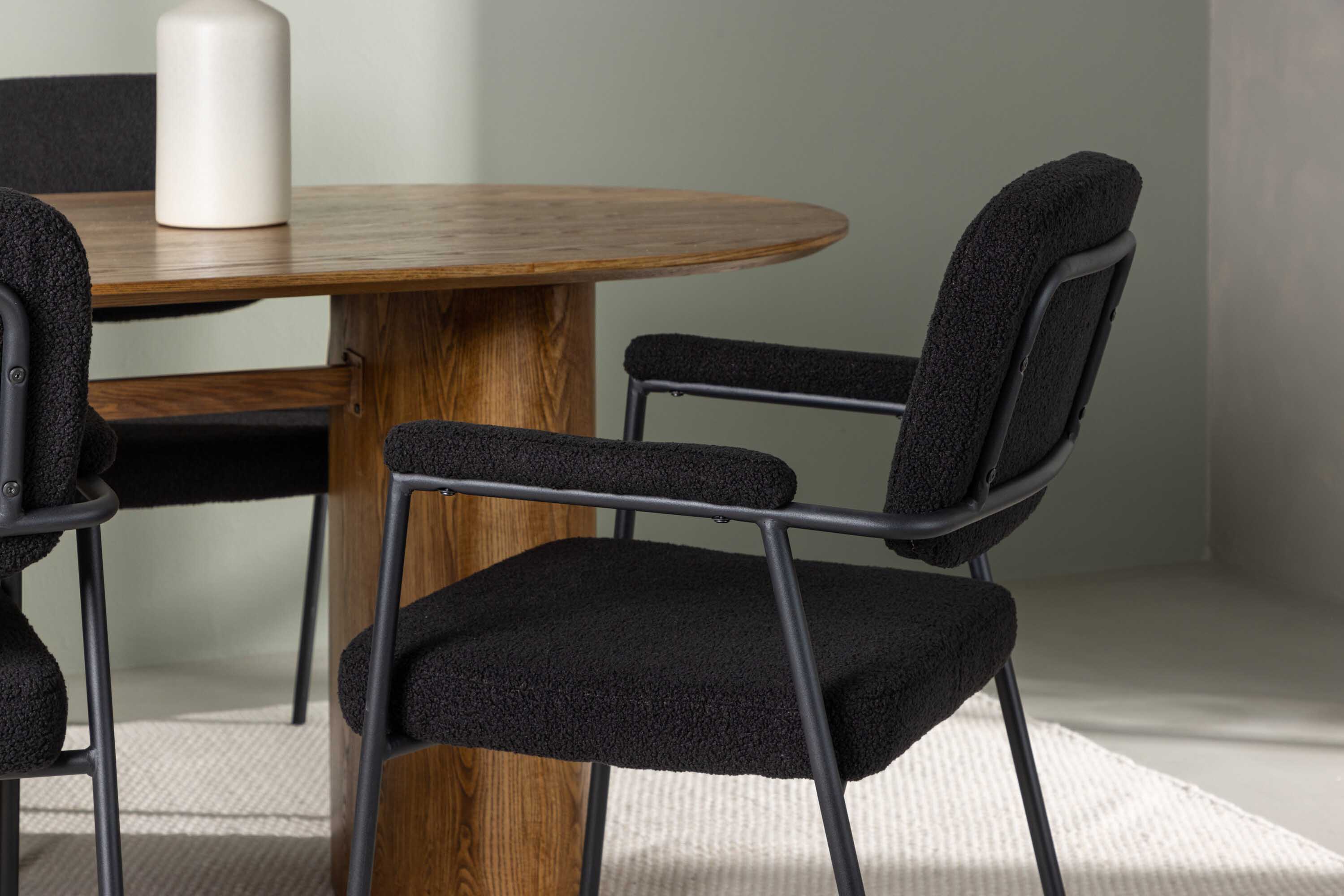 Isolde & Yesterday matgrupp