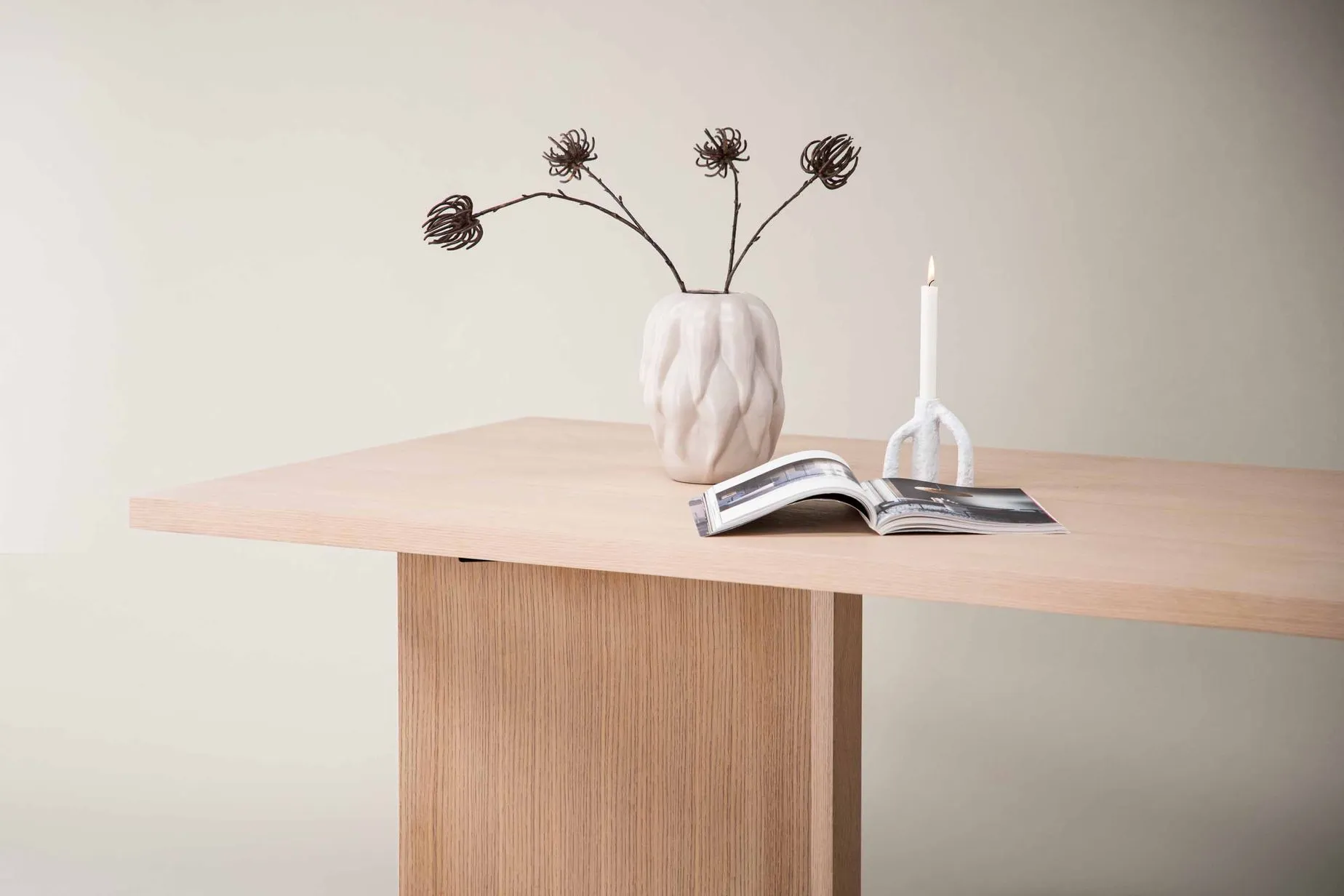 Bassholmen spisebord