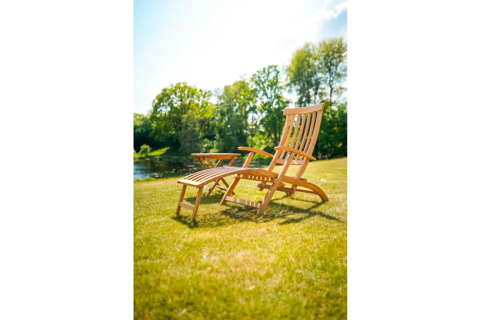 Lobby däckstol Teak inkl. bricka & regnskydd