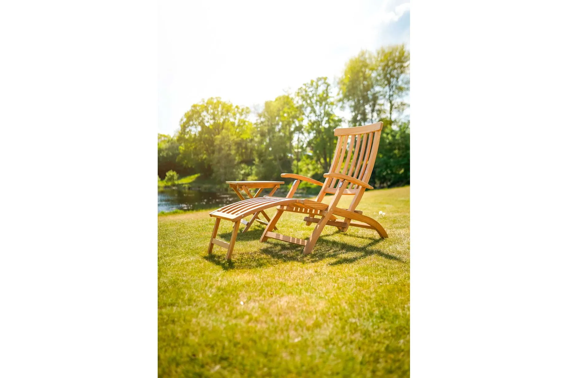 Lobby däckstol Teak inkl. bricka & regnskydd