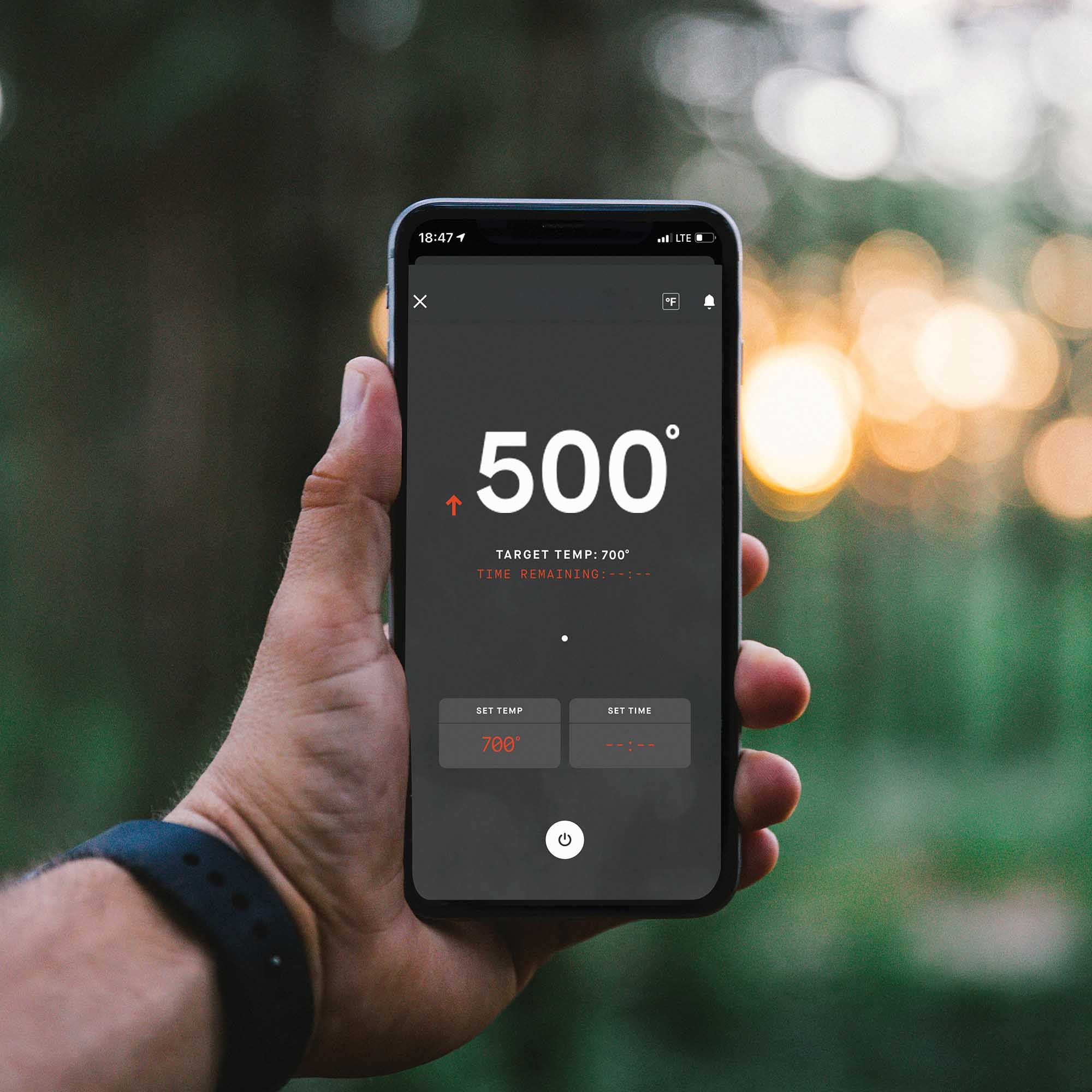 Gravity Series 560 digital kolgrill/rök