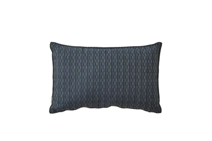 Stripe prydnadskudde