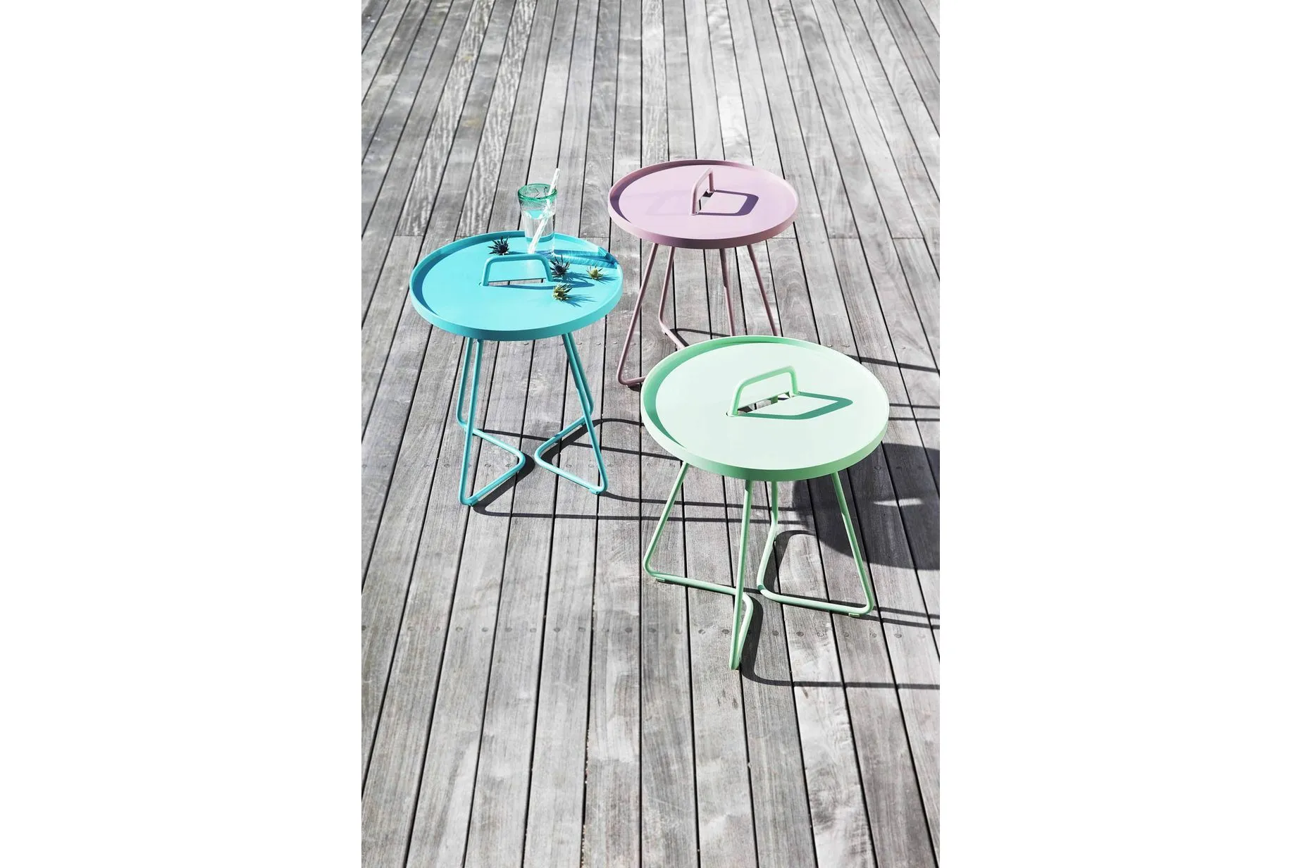 On-the-move sidebord