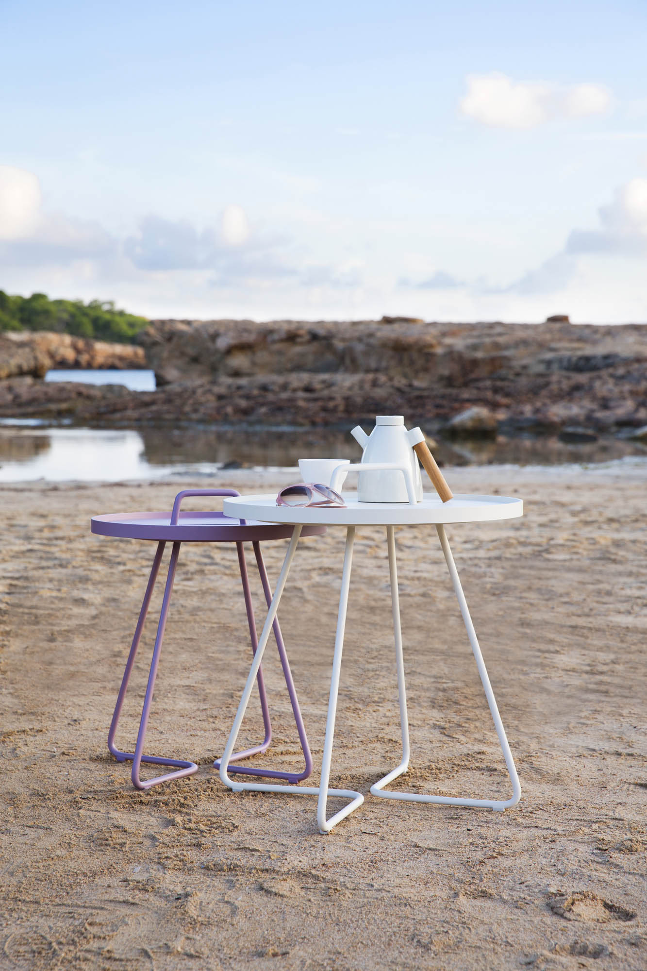 On-the-move sidebord