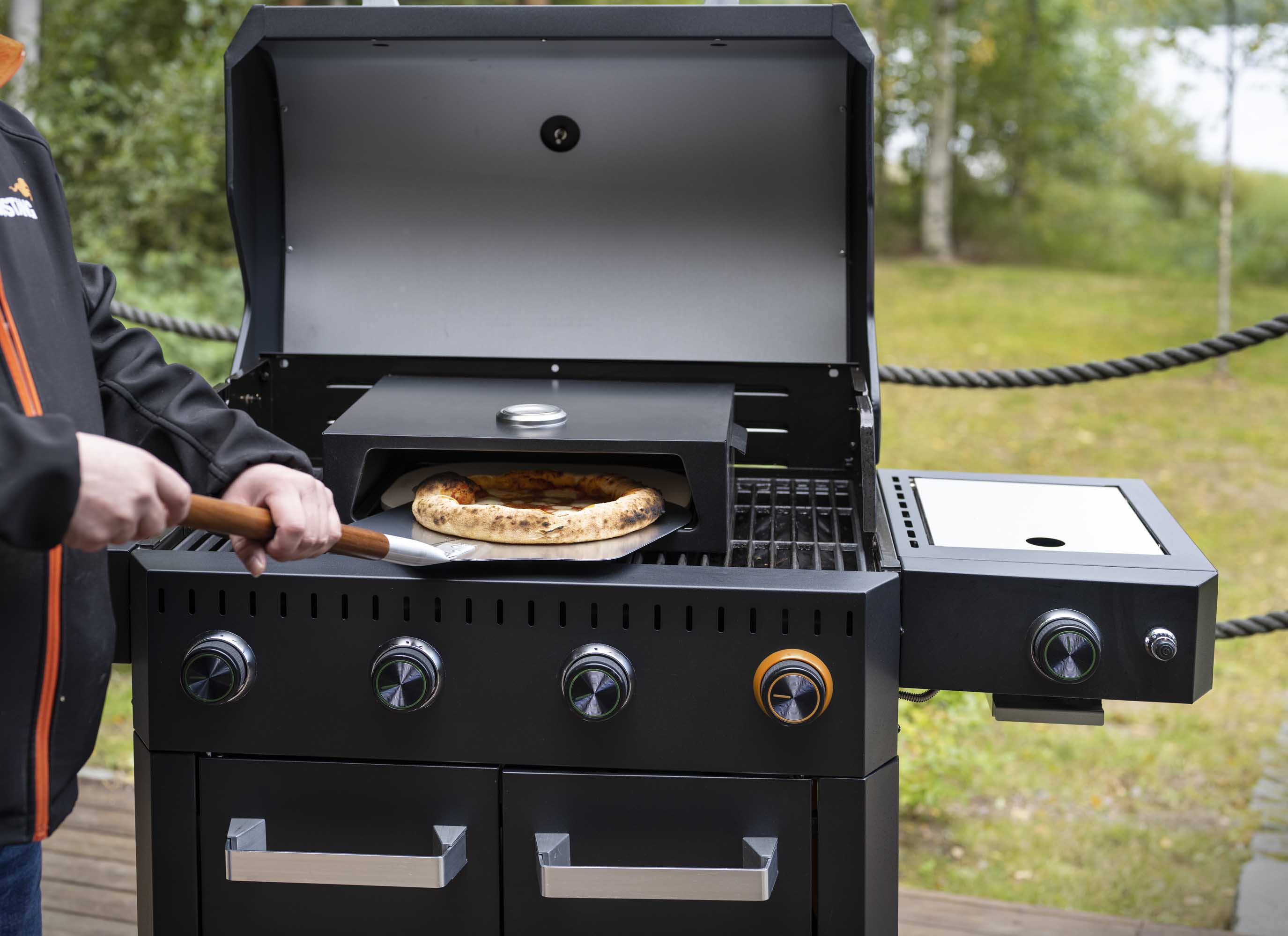 Pizzaovn for gassgrill