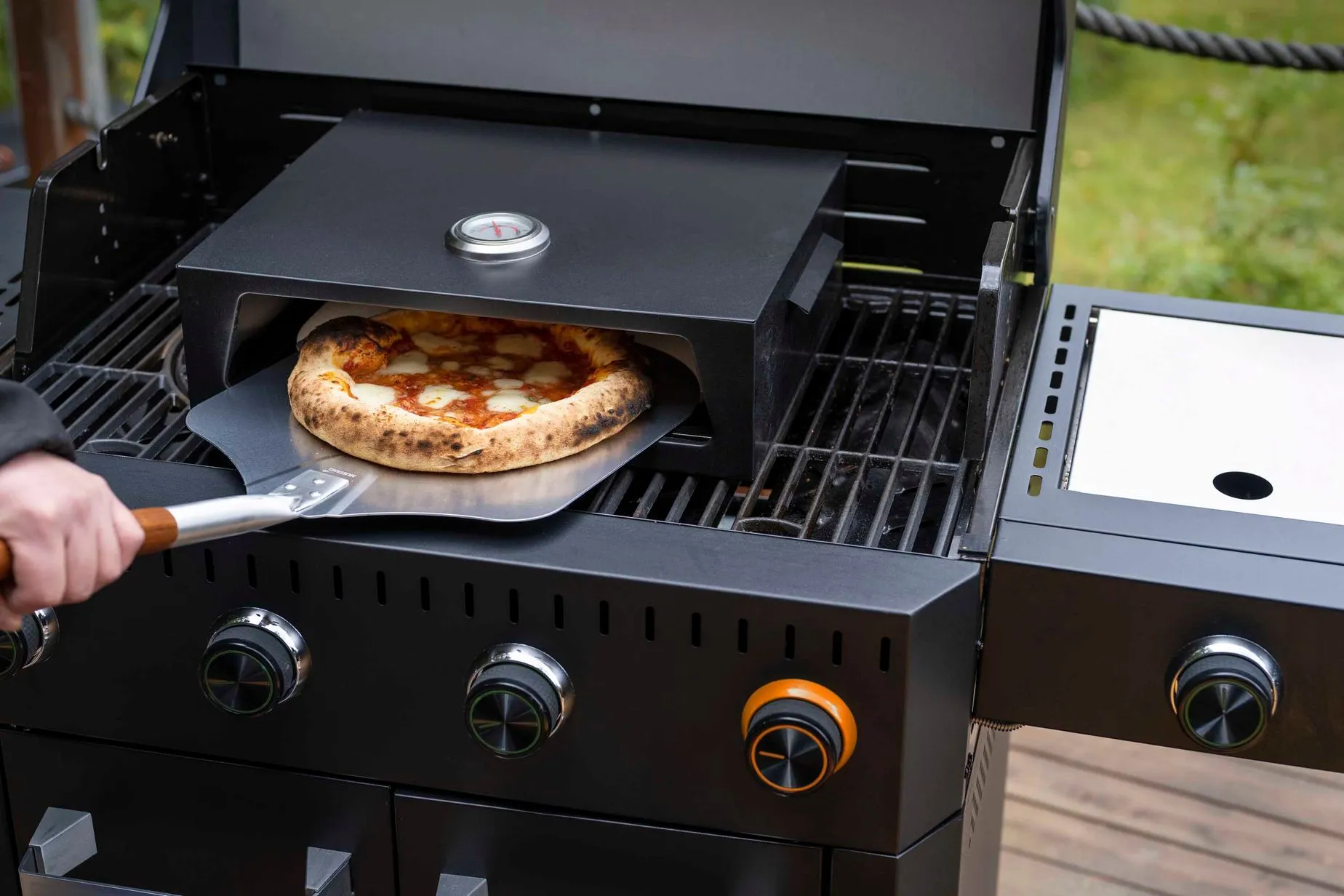 Pizzaovn for gassgrill