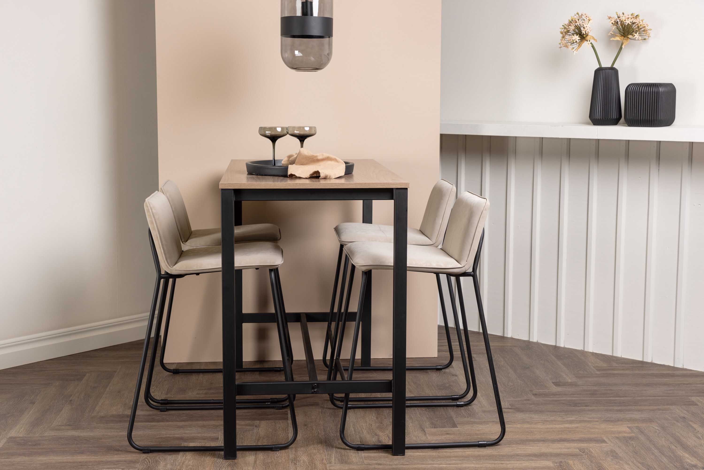 Camden & Bisbee bargrupp