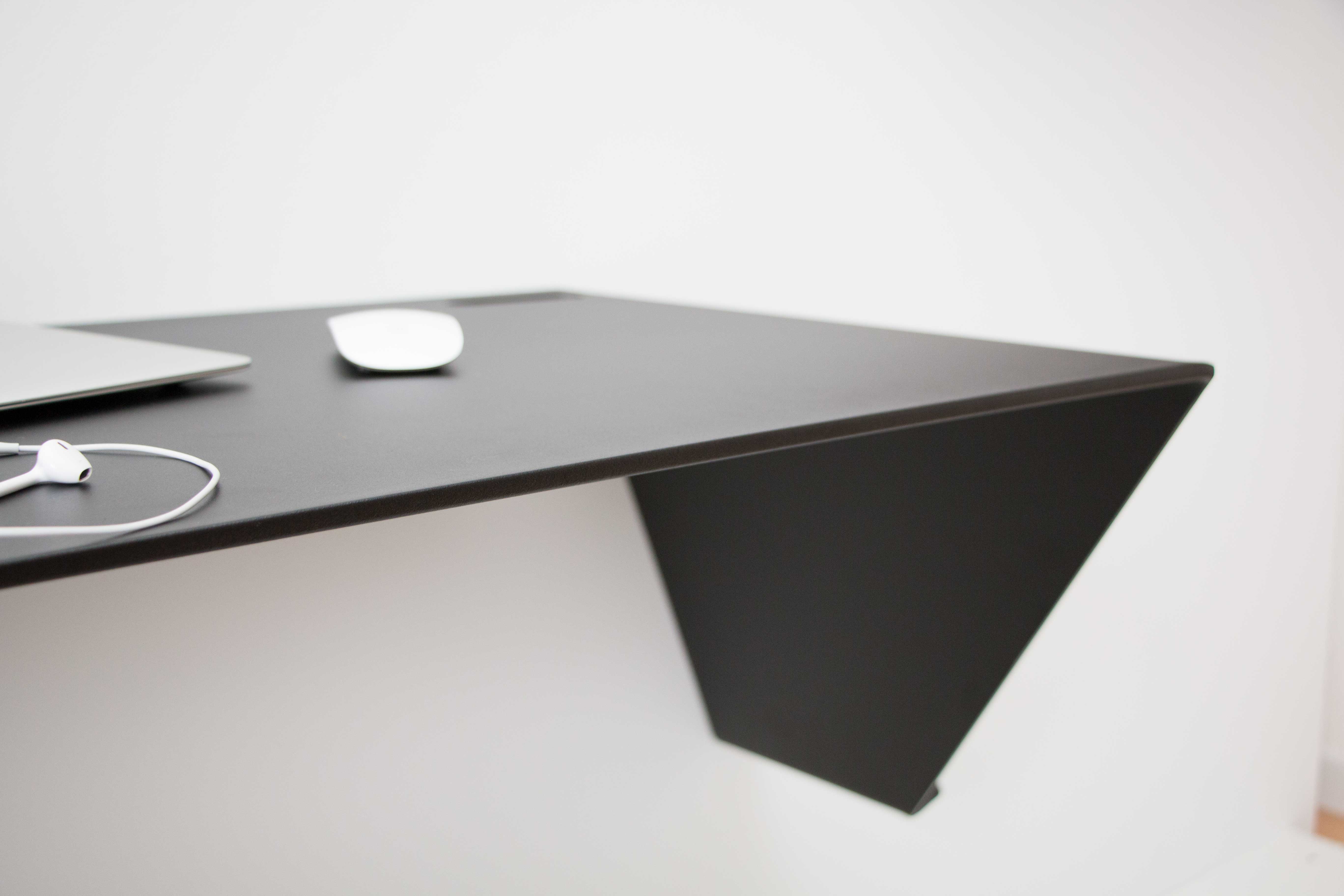 DESK01 väggskrivbord