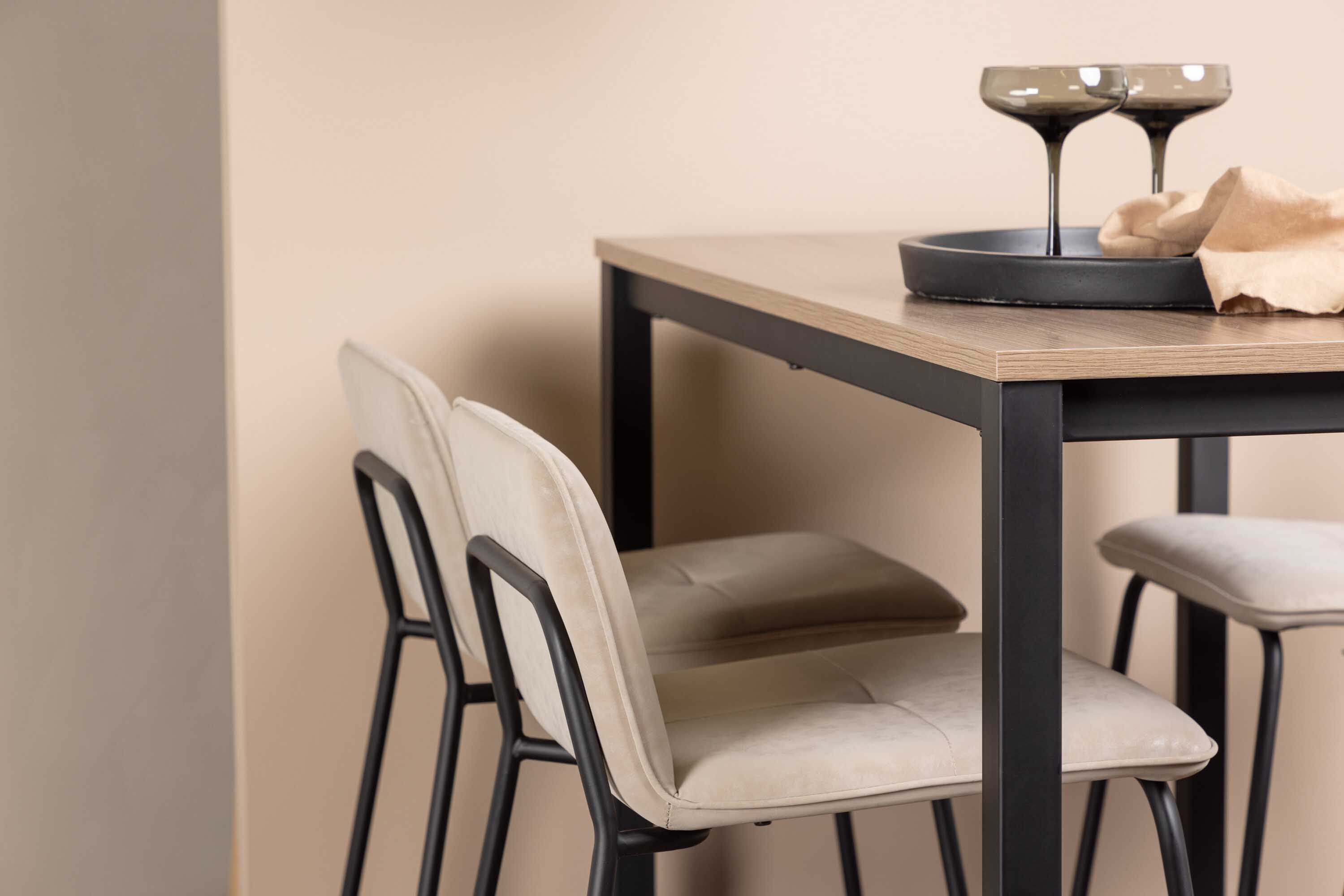 Camden & Bisbee bargrupp