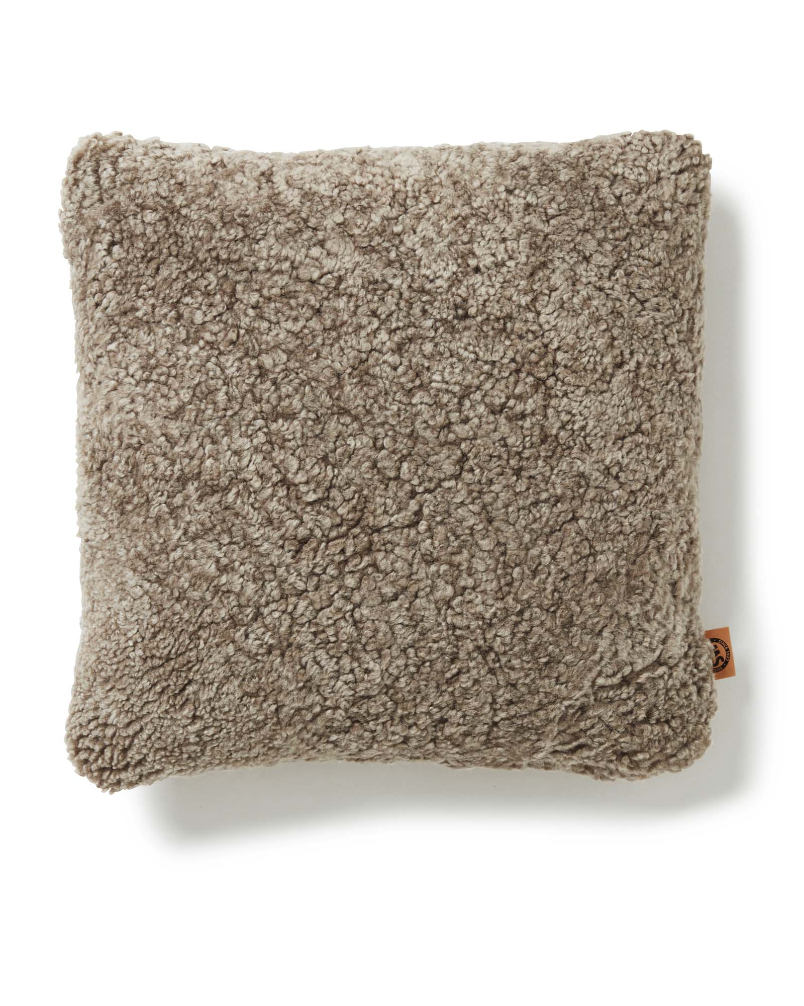 Skinnwille Curly kuddfodral Sand/brun 45 x 45 cm