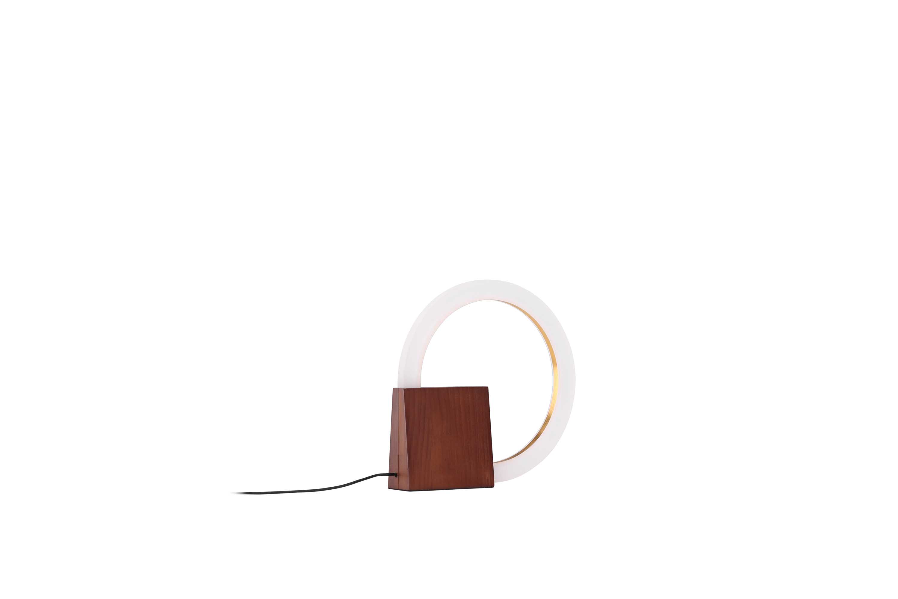 Venture Design Brive bordslampa Valnöt/vit