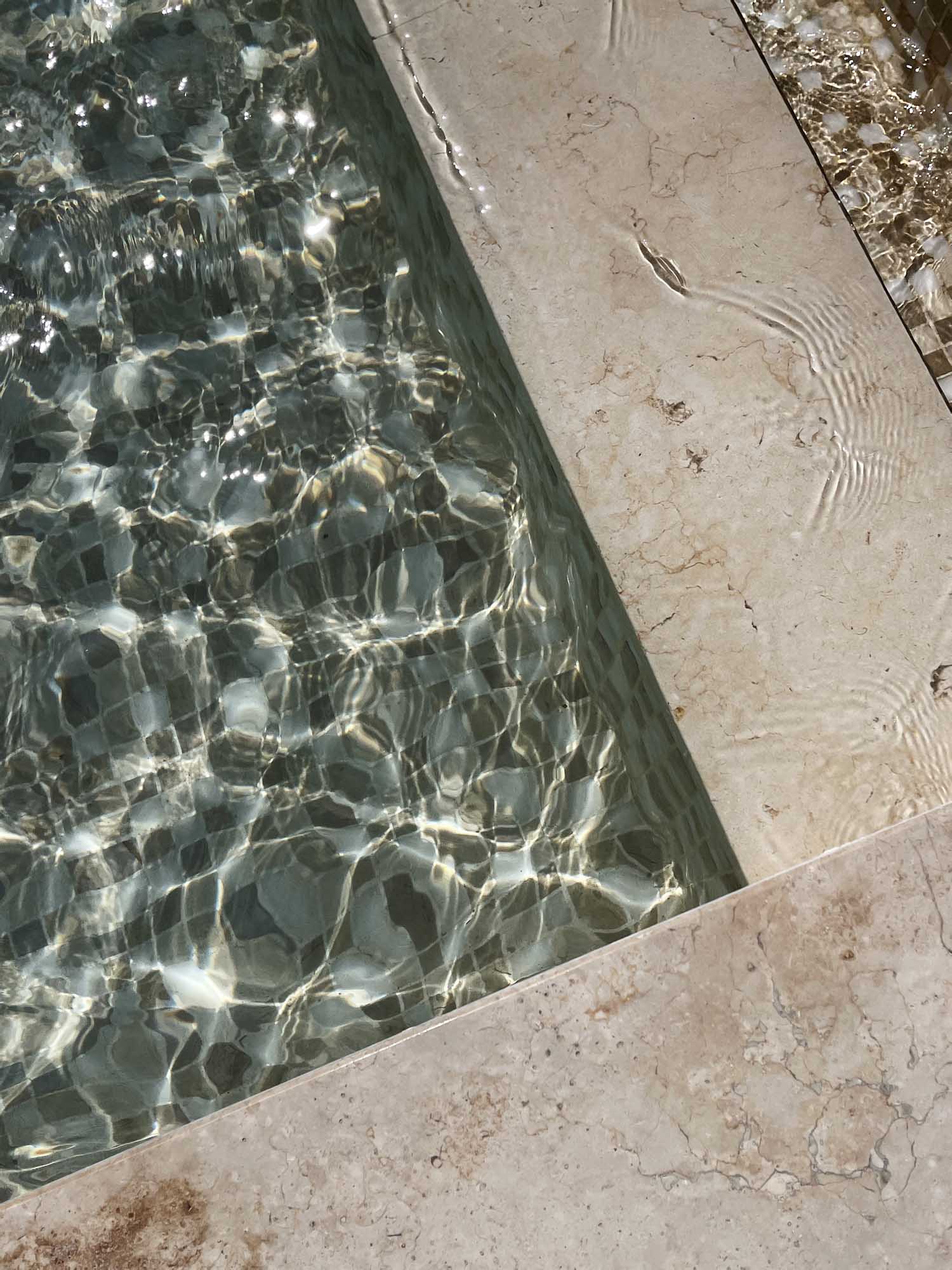 Venture Design Pool poster 30 x 40 cm Beige