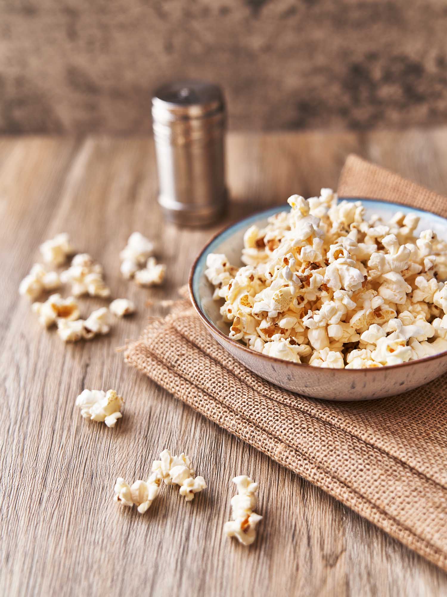 Venture Design Popcorn poster 30 x 40 cm Beige