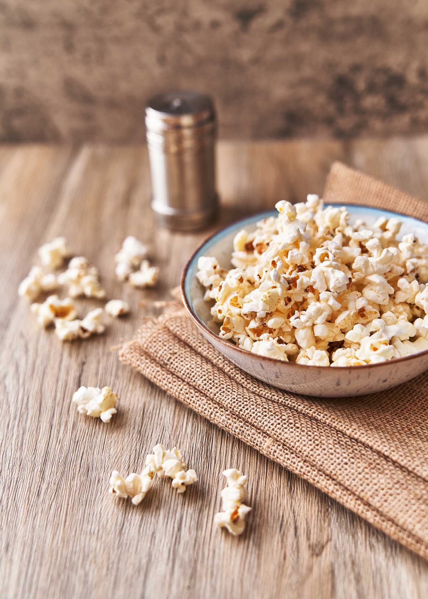 Venture Design Popcorn poster 50 x 70 cm Beige